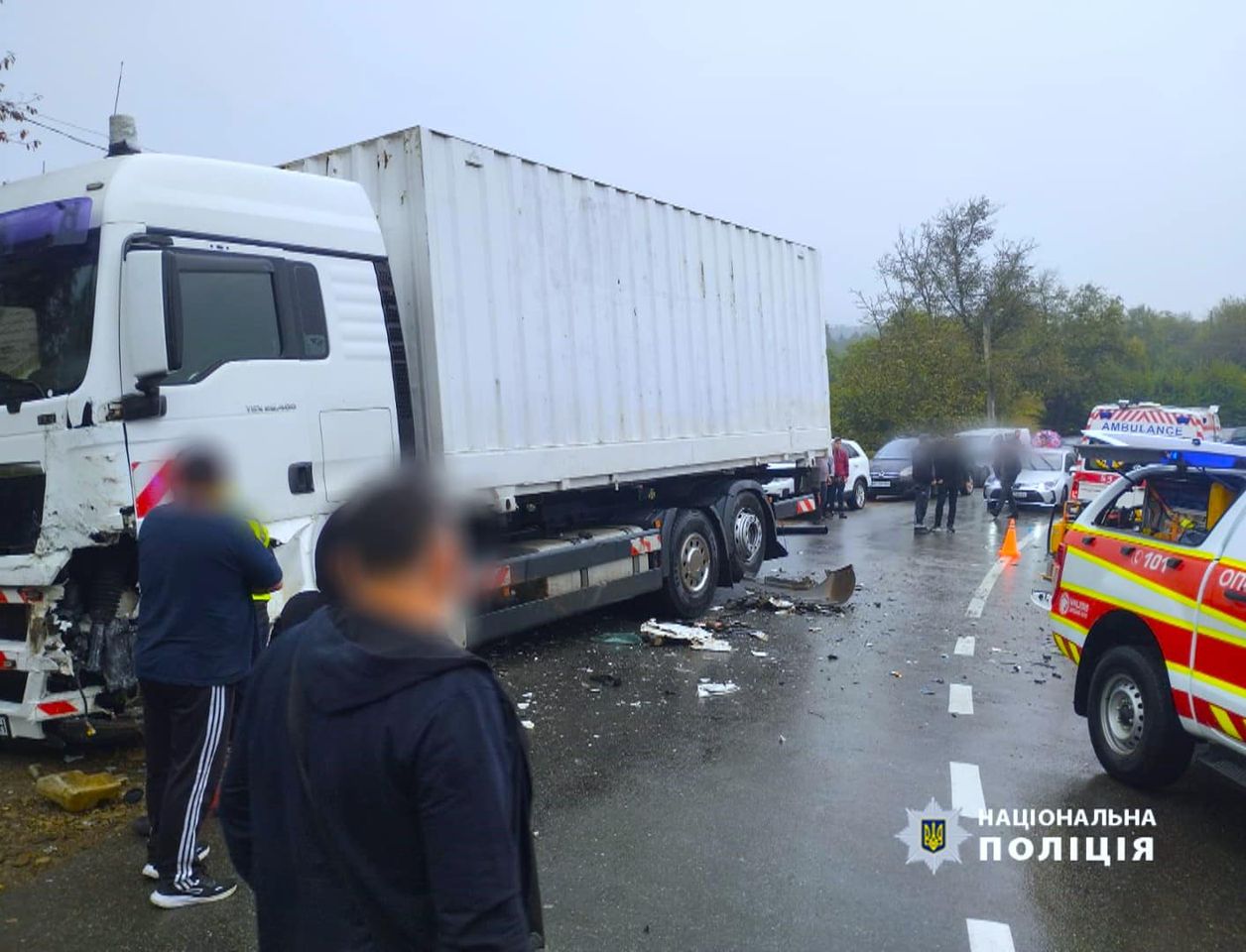 Двоє людей загинуло, ще четверо травмувались у результаті ДТП на Івано-Франківщині: поліцейські розпочали кримінальне провадження