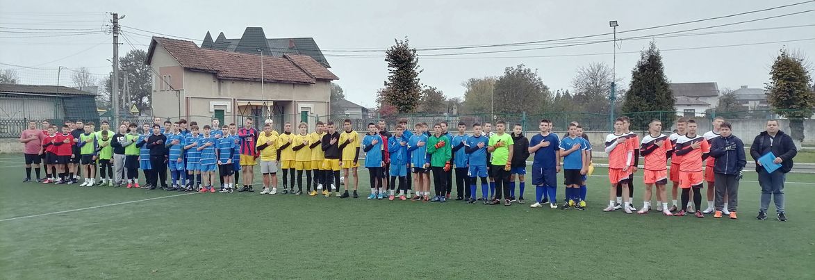 Футболісти Галицького ліцею імені Ярослава Осмомисла – переможці футбольних змагань