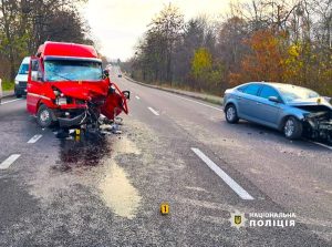 Автотроща на Івано-Франківщині: поліція встановлює обставини ДТП, у якій травмовано шестеро людей, серед них дитина