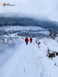 Гірські рятувальники Прикарпаття здійснили профілактичне обстеження маршруту