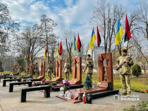 У Меморіальному сквері лунав Дзвін Пам’яті на честь загиблих воїнів з Івано-Франківщини