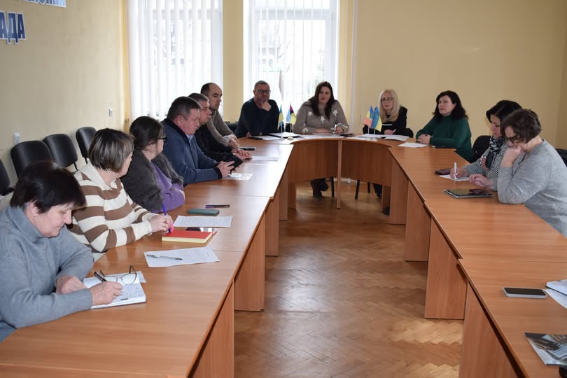 У Калуській районній державній адміністрації відбулося організаційне засідання комісії з відбору кандидатів на посаду фахівців із супроводу ветеранів війни та демобілізованих осіб