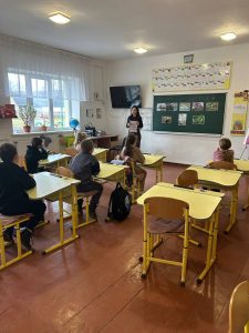 Збереження первоцвітів: Екологічна акція віл Карпатського НПП «Первоцвіт-2025»