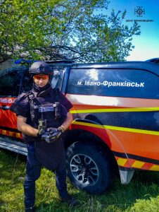 Прикарпатські сапери продовжують розміновувати Херсонщину