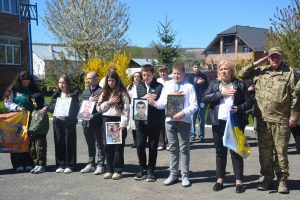 У Назавизівському ліцеї підняли Прапор Надії