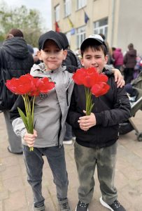 У Бурштинському ліцеї імені Ольги Басараб та у філіях відбувся благодійний ярмарок та аукціон