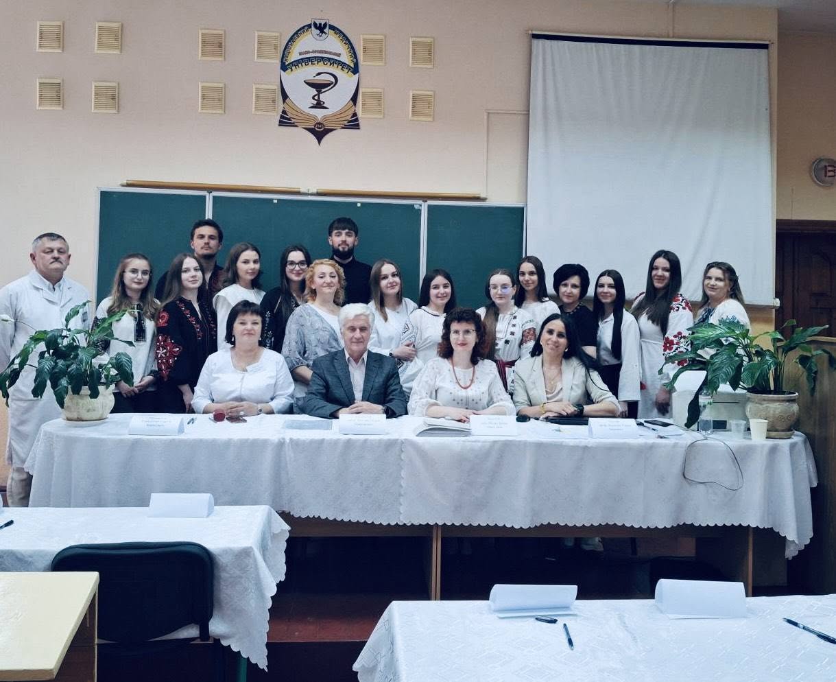 Захистом кваліфікаційних (магістерських) робіт завершилася атестація випускників на ОПП “Фармація, промислова фармація”
