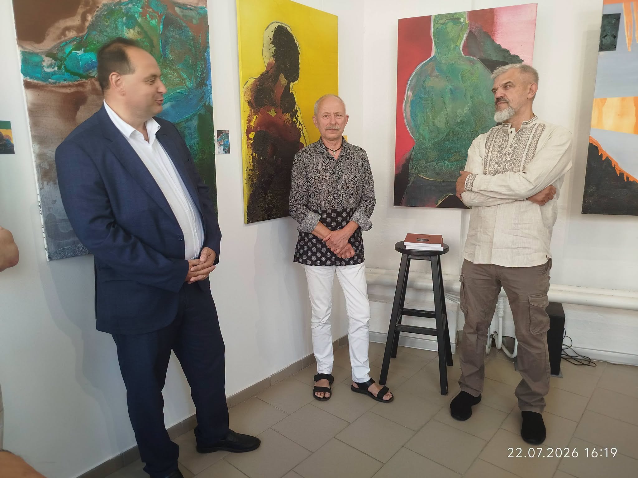 В Івано-Франківську відбулося відкриття виставки «Час великої роси» київського художника, куратора і галериста, Олександра Яновича