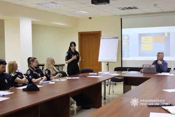 Прикарпатські поліцейські  пройшли тренінг щодо взаємодії з вразливими групами населення