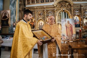 В Архікатедральному соборі виставили ікону з мощами Володимира Великого