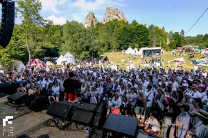 Гуцульське весілля у середньовічній фортеці: експеримент Франківського драмтеатру