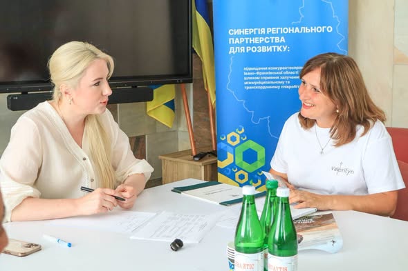 Пільгова діагностика, культурні проєкти та дороги: підсумки прийому громадян у Франківській ОВА
