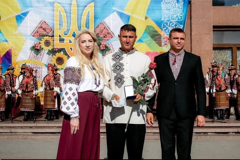 За роки волонтерства калушанин отримав відзнаку «Доблесть Прикарпаття»