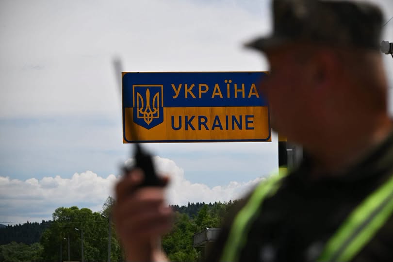 Понад 120 тисяч осіб та 22 тисячі авто: оперативна ситуація на західному кордоні за добу