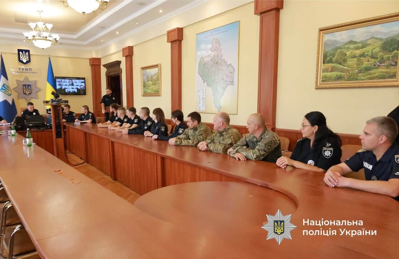 Прикарпатські поліцейські отримали відзнаки