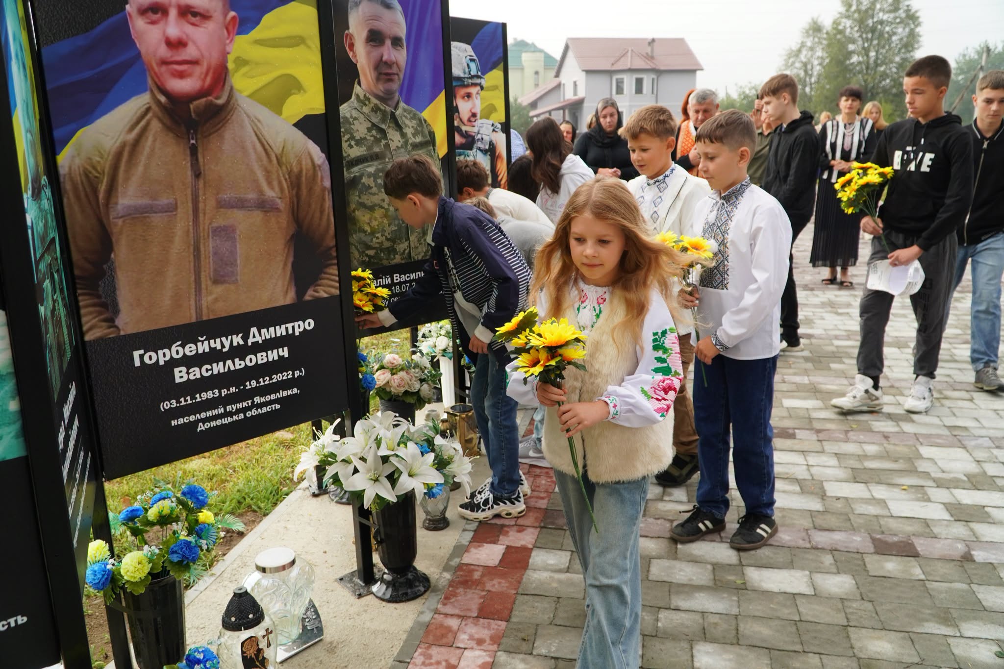 В Лисці та Старому Лисці відбулися віча-реквієми «Герої не вмирають» і «Пам’ятаємо! Не забудемо! Дякуємо!»