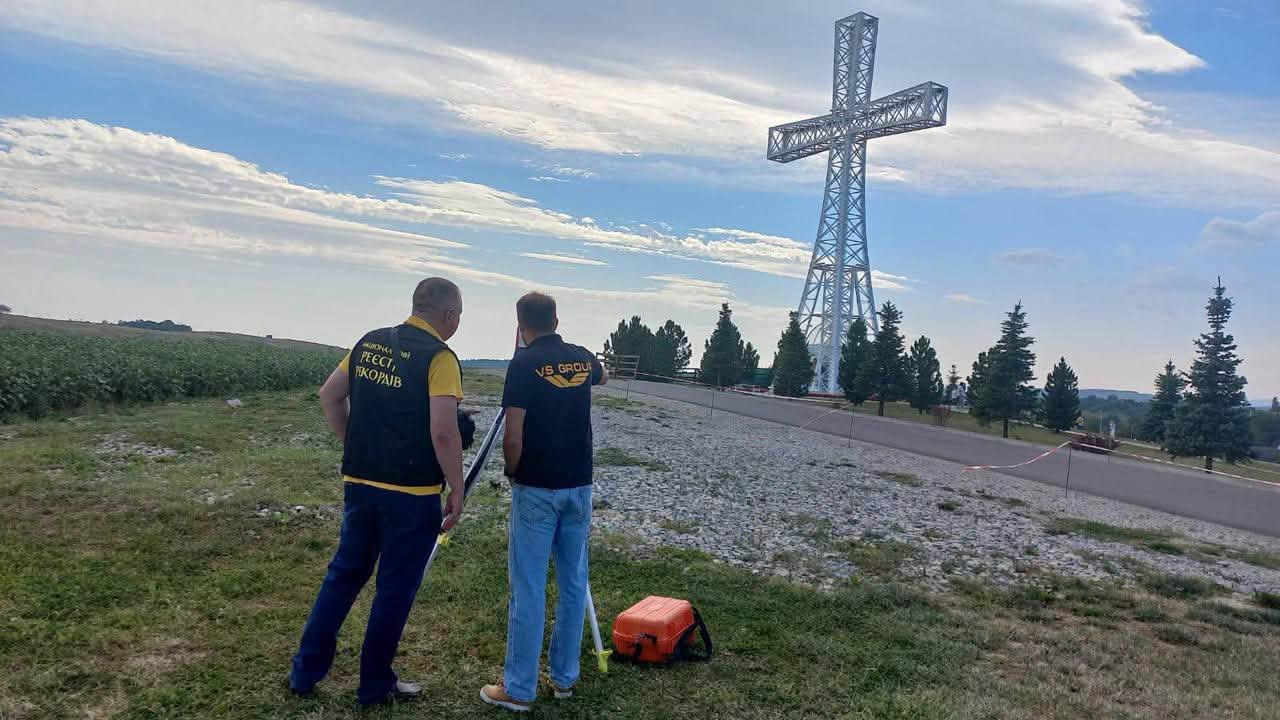 Старунський хрест офіційно визнали найвищим хрестом в Україні