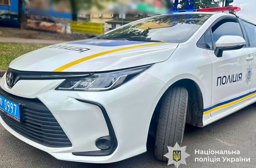 У центрі Івано-Франківська поліція та вибухотехніки перевірили повідомлення про підозрілий предмет: загрози для містян немає
