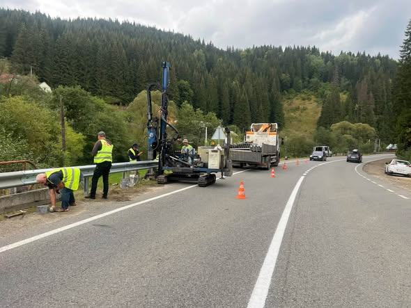 Триває експлуатаційне утримання доріг державного значення Івано-Франківщини