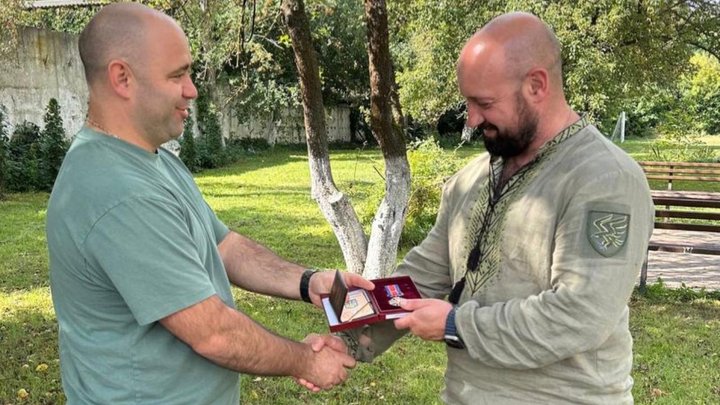 Ветерана з Франківська Олега Курташа нагородили орденом Данила Галицького
