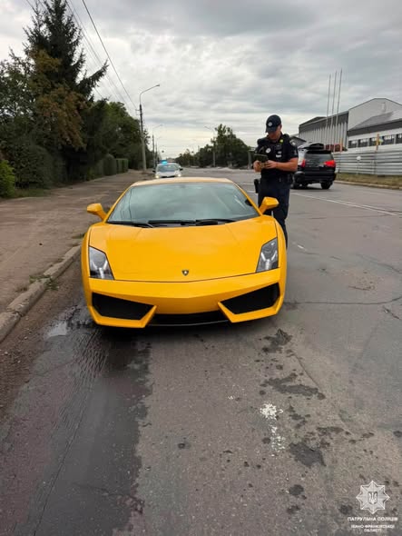 Патрульні нагадали прикарпатським водіям про вимоги до номерних знаків та штрафи за порушення