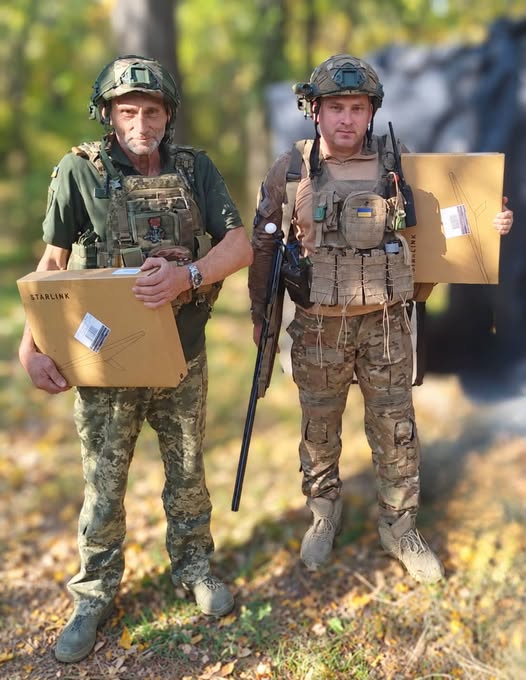 Бурштинська міська рада передала війсковим на Запорізький напрямок два комплекти Starlink Mini