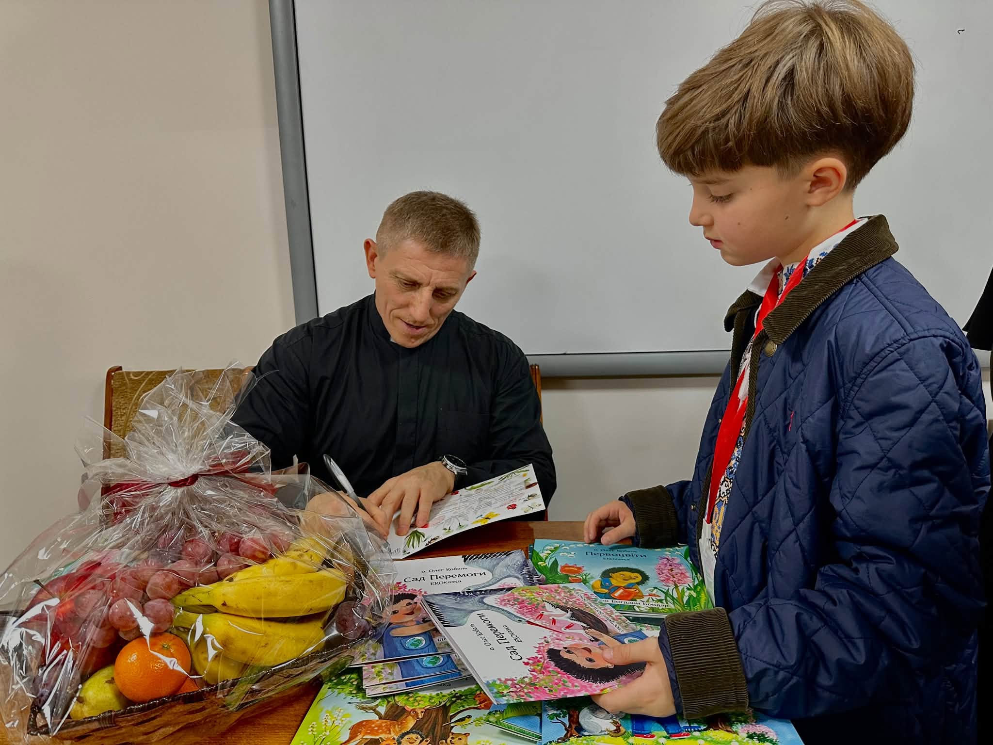 В Івано-Франківську відбулася презентація нової екоказки «Сад Перемоги»