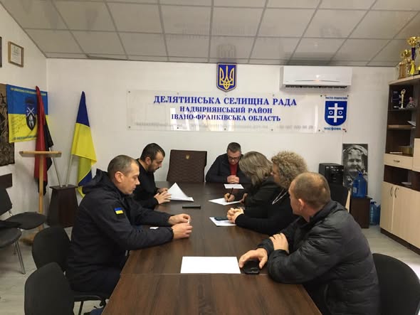 В Делятинській селищній раді відбулося засідання постійної депутатської комісії з питань бюджету